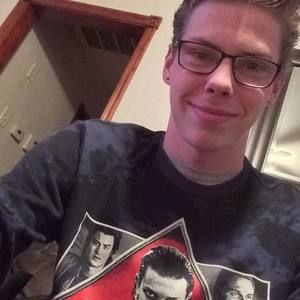 Meet your Posher, Gabe